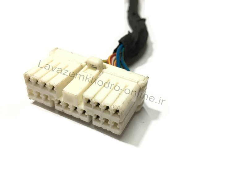 سوکت 18 فیش خودرویی